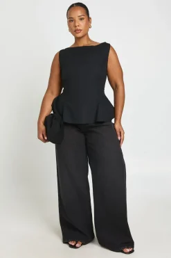 boohoo Haut Grande Taille À Basque Encolure Bardot Effet Lin<Femme Tops