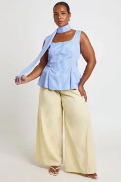 boohoo Haut Grande Taille À Basque Rayé Avec Bretelles Et Foulard Amovible<Femme Tops