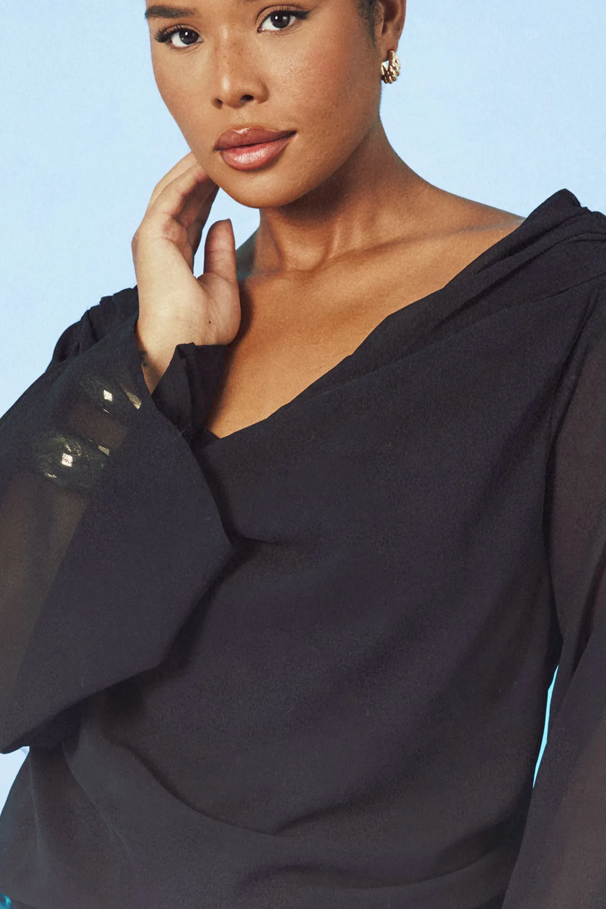 boohoo Haut Grande Taille Col Bénitier En Mousseline À Manches Longues<Femme Tops