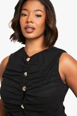 boohoo Haut grande taille à col en V et bouton doré<Femme Tops