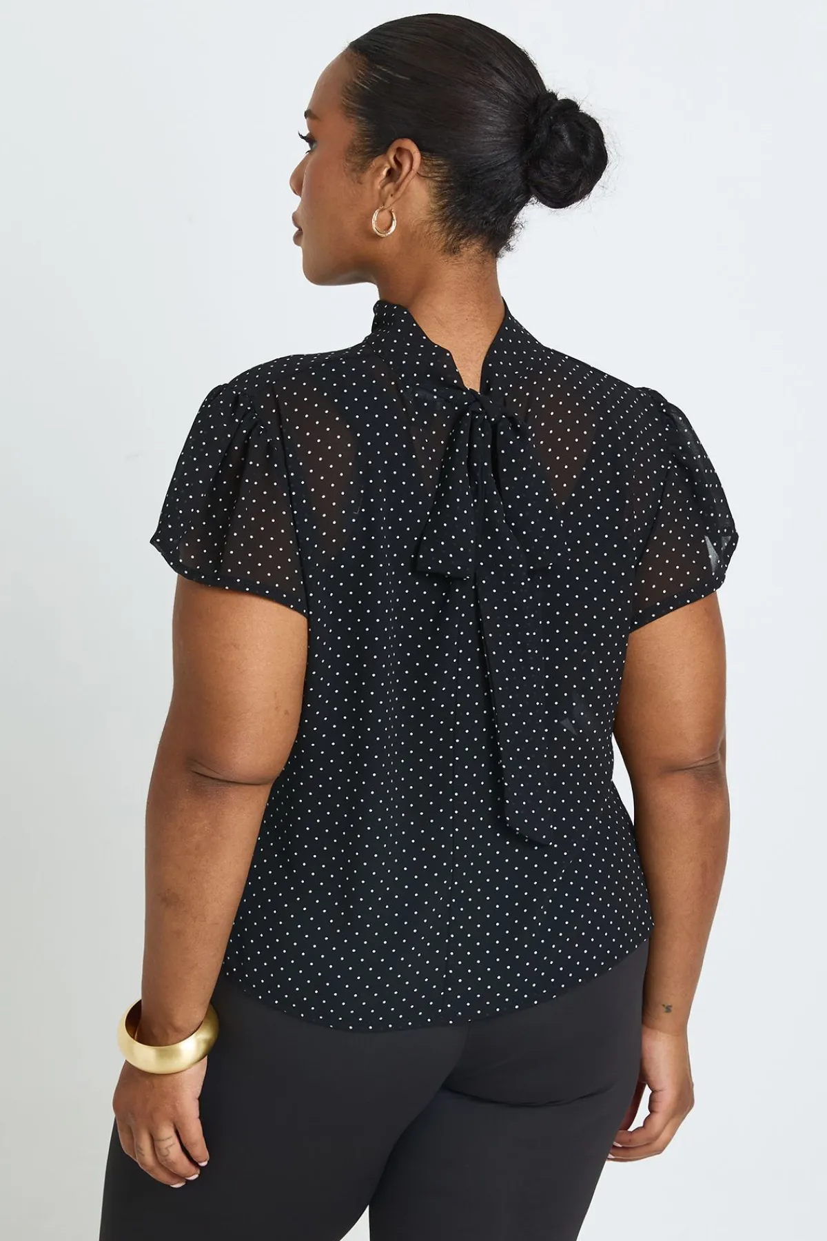 boohoo Haut Grande Taille Col Montant À Pois Avec Découpe Goutte D'eau<Femme Pois|Tops