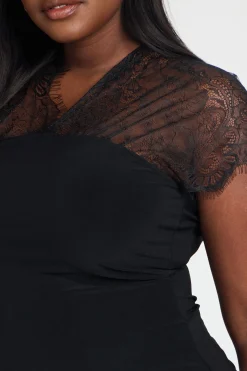 Haut Grande Taille Col V Avec Empiècement En Dentelle