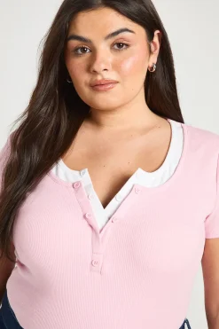 boohoo Haut Grande Taille Côtelé À Col Henley Contrasté Et Manches Courtes Avec Boutons<Femme Tops