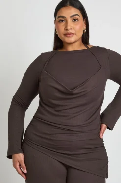 boohoo Haut Grande Taille Côtelé À Double Épaisseur Manches Longues Asymétrique<Femme Looks Chocolat|Tops