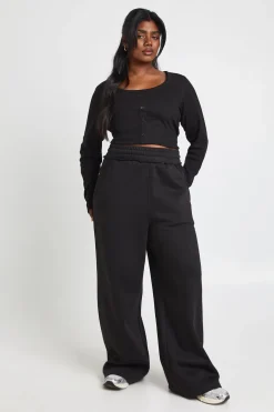 boohoo Haut Grande Taille Côtelé À Encolure Arrondie Et Boutonnage Sur Le Devant À Manches Longues<Femme Tops