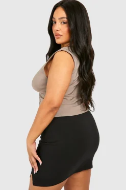 Haut grande taille à décolleté plongeant et détails corset