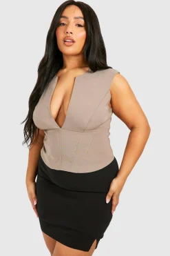 Haut grande taille à décolleté plongeant et détails corset