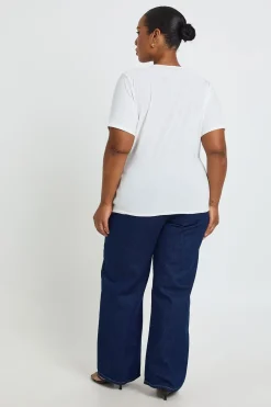 Haut Grande Taille À Double Couche En Tissu Slinky Avec Col Bénitier Profond, Manches Courtes Et Détails Froncés