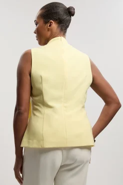 Haut Grande Taille À Drapé Ajusté Avec Détail De Finition Structuré
