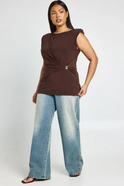 boohoo Haut Grande Taille À Drapé Avec Détail De Bordure<Femme Looks Chocolat|Tops