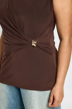 boohoo Haut Grande Taille À Drapé Avec Détail De Bordure<Femme Looks Chocolat|Tops
