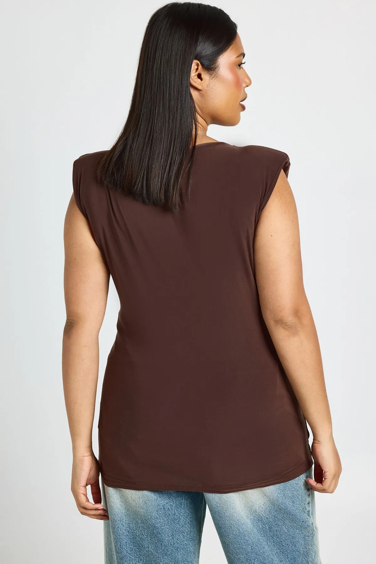 boohoo Haut Grande Taille À Drapé Avec Détail De Bordure<Femme Looks Chocolat|Tops