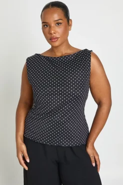 Haut Grande Taille À Encolure Bardot Et Pois