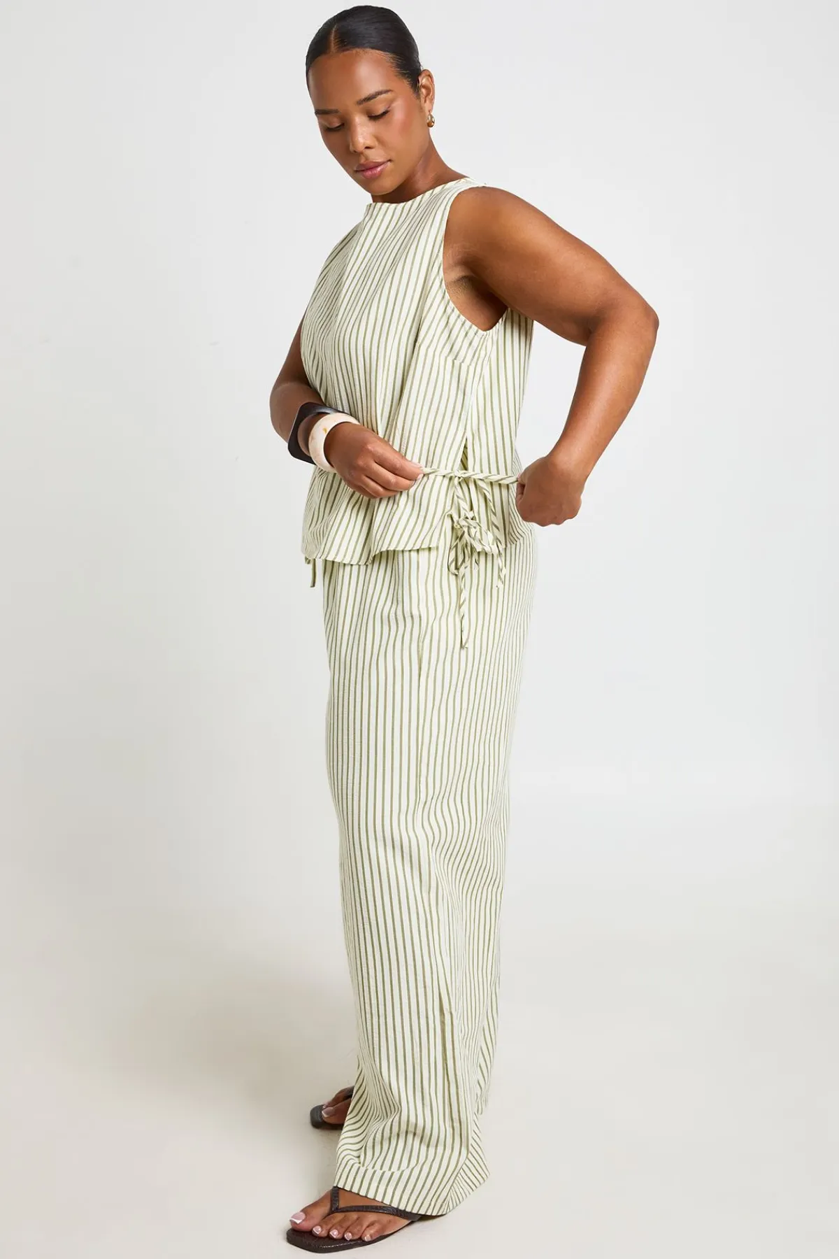 boohoo Haut Grande Taille À Encolure Carrée Et Rayures Avec Liens Latéraux<Femme Tops
