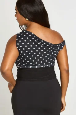 Haut Grande Taille En Mesh À Pois Avec Épaules Dénudées Et Large Ceinture