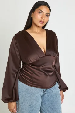 Haut Grande Taille En Satin À Col V Et Manches Ballon