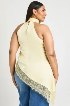 Haut Grande Taille En Satin Col Montant Avec Bordure En Dentelle