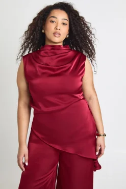 boohoo Haut Grande Taille En Satin Col Bénitier Ourlet Asymétrique<Femme Satin Et Dentelle|Tops