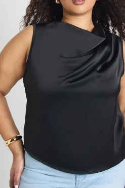 Haut Grande Taille en Satin Martelé à Col Bénitier