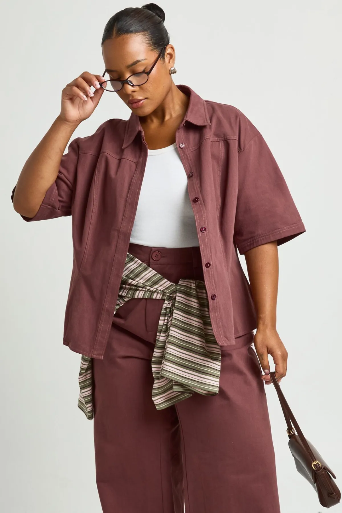 boohoo Haut Grande Taille En Sergé À Manches Courtes Avec Détail Froncé<Femme Tops