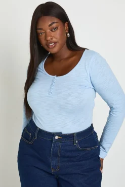 Haut Grande Taille En Tissu Chiné Transparent À Manches Longues Avec Encolure Dégagée Et Boutonnage