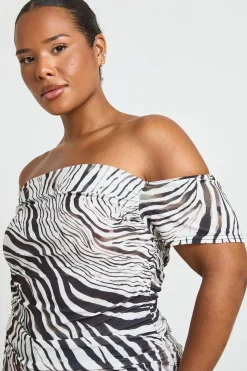 boohoo Haut Grande Taille À Imprimé Avec Manches Courtes Et Détails Froncés<Femme Zebra Print|Tops