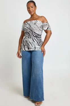 boohoo Haut Grande Taille À Imprimé Avec Manches Courtes Et Détails Froncés<Femme Zebra Print|Tops