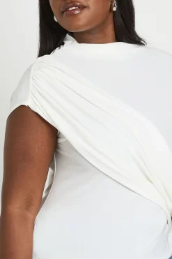 boohoo Haut Grande Taille À Manches Courtes Avec Détail Drapé Effet Slinky<Femme Tops