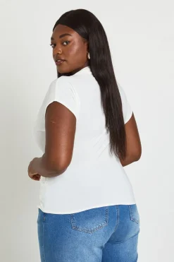 boohoo Haut Grande Taille À Manches Courtes Avec Détail Drapé Effet Slinky<Femme Tops