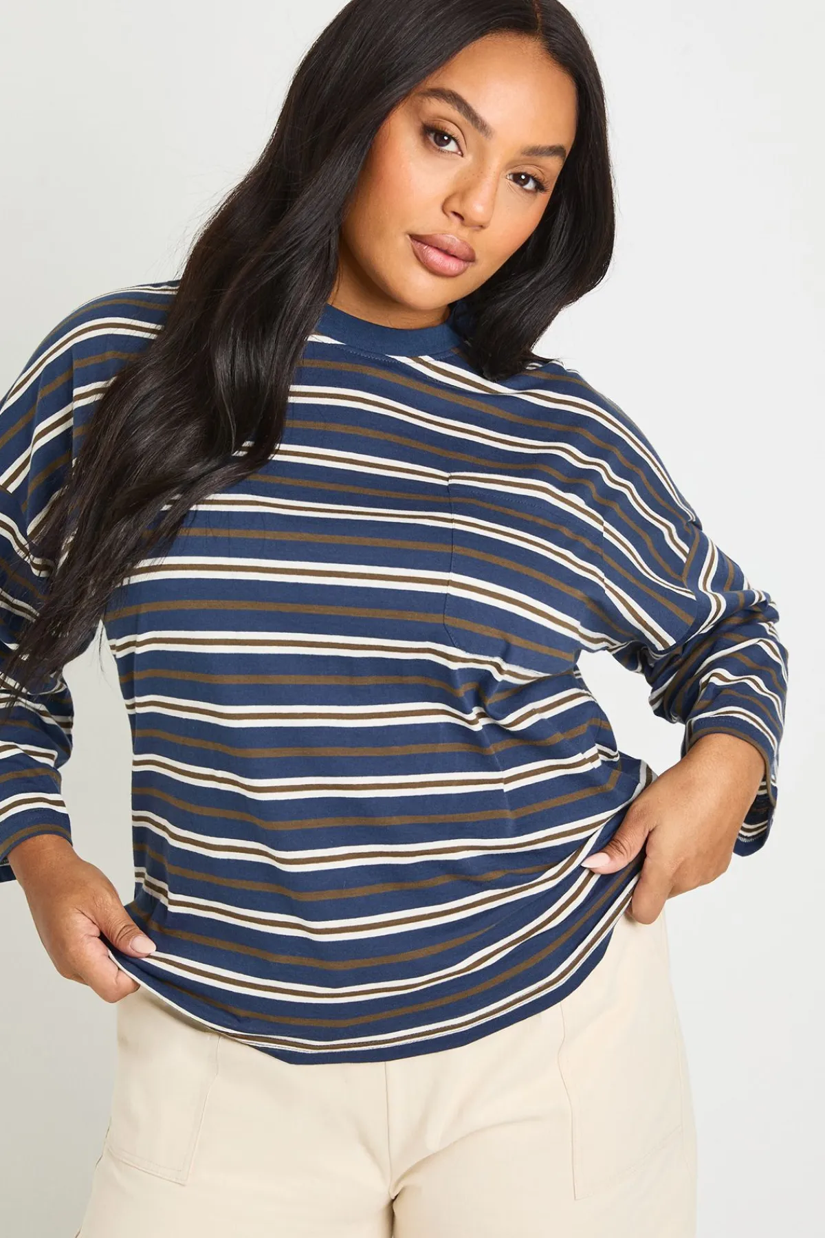 boohoo Haut Grande Taille À Manches Longues En Coton Rayé Avec Poche Devant<Femme Tops D’Automne|Tops