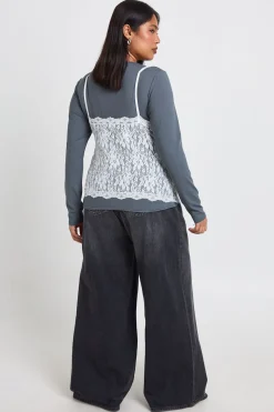 Haut Grande Taille À Manches Longues Avec Détail Soutien-gorge En Dentelle