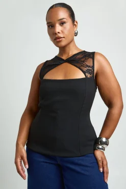 boohoo Haut Grande Taille À Panneau De Dentelle Torsadée<Femme Satin Et Dentelle|Tops