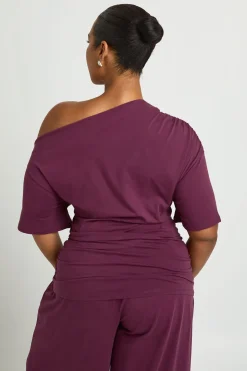 Haut Grande Taille À Épaules Dénudées Et Détails Froncés