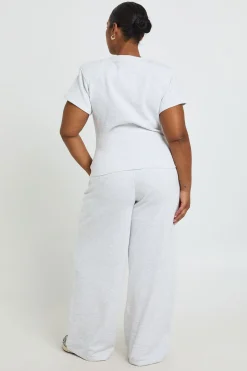Haut Grande Taille À Épaulettes Et Buste Froncé