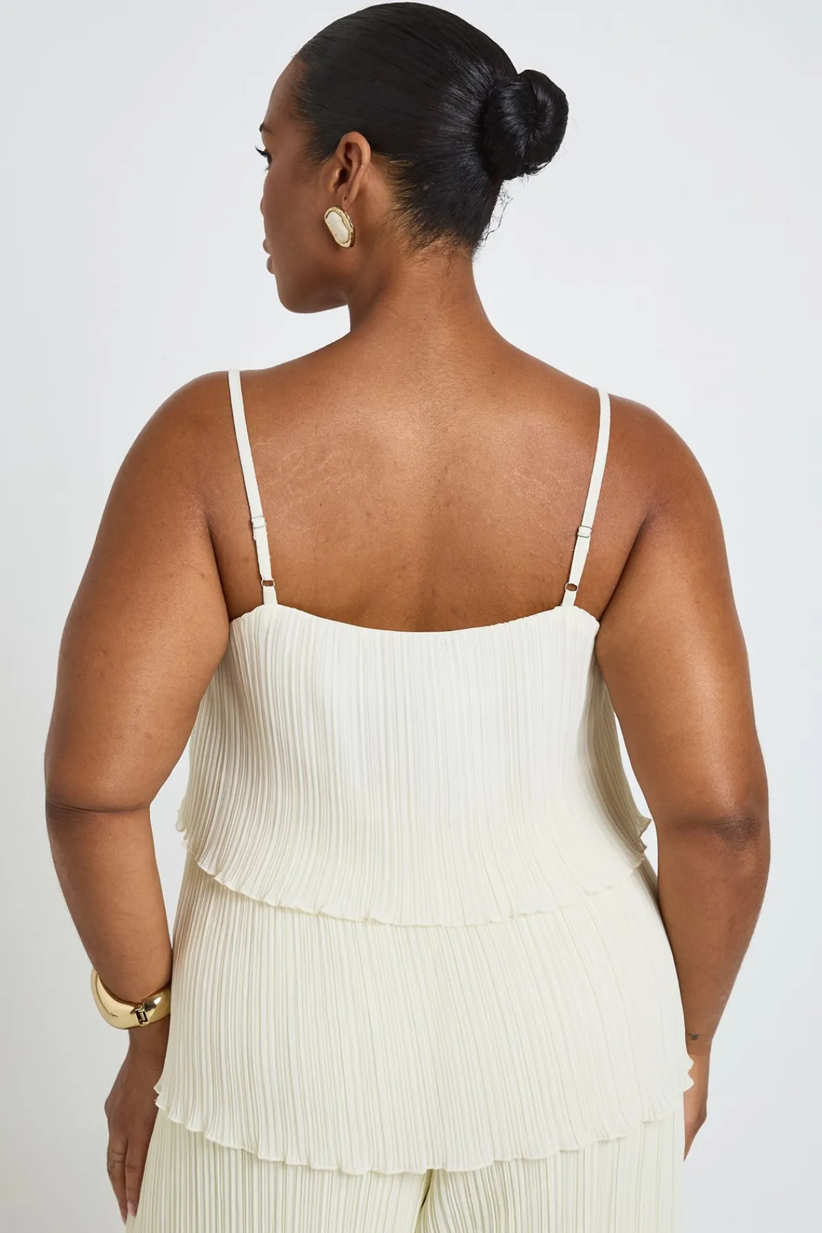 boohoo Haut Grande Taille Plissé À Volants Et Bretelles Fines<Femme Tops