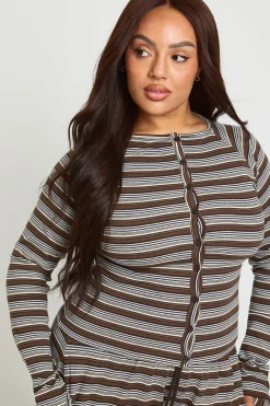 boohoo Haut Grande Taille à Rayures Boutonné Manches Longues<Femme Tops D’Automne|Tops