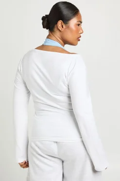 Haut Grande Taille Superposé 2-en-1 Avec Col Licou Contrasté