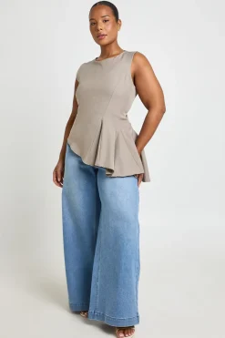 boohoo Haut Grande Taille À Volant Asymétrique Drapé Sur Le Côté<Femme Tops