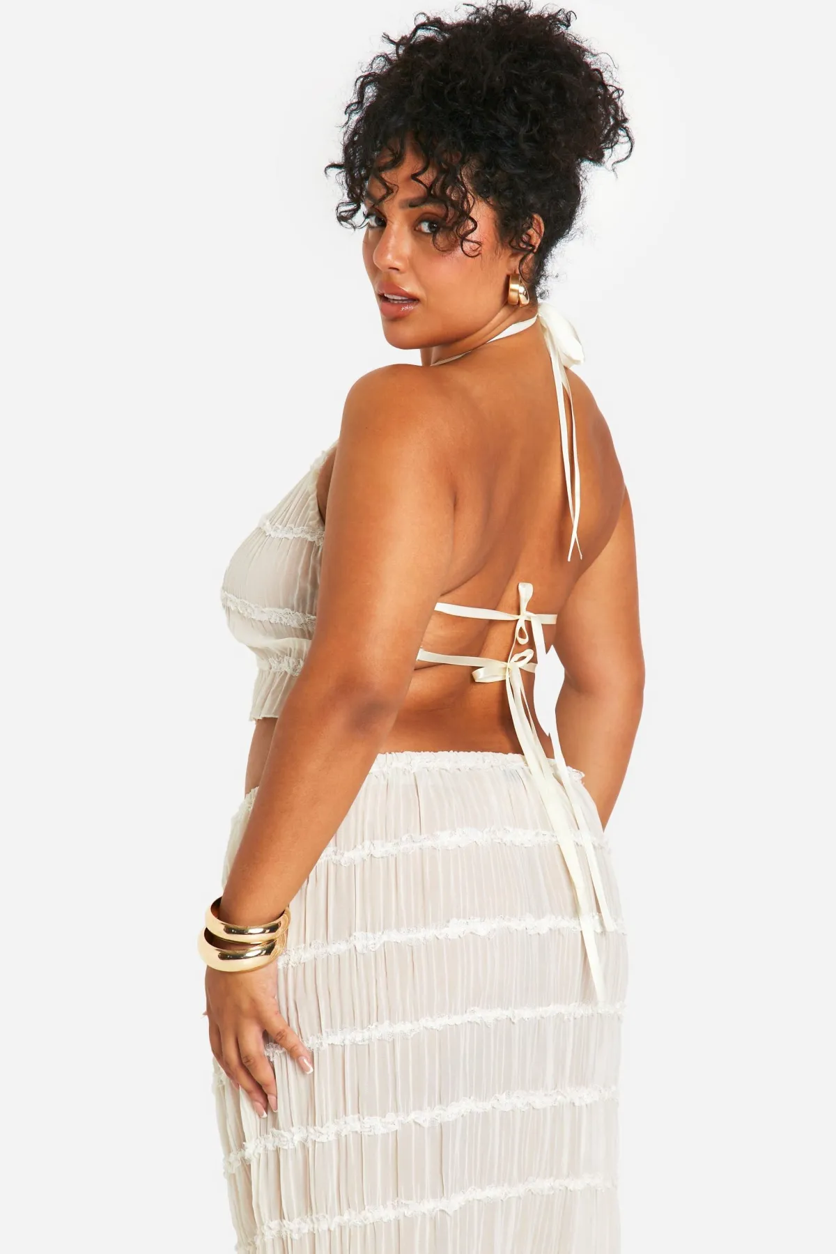 boohoo Haut Halterneck froncé Grande Taille<Femme Tenues De Plage