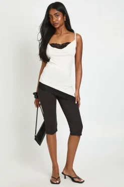 boohoo Haut Long Asymétrique En Cupro Avec Finitions En Dentelle<Femme Satin Et Dentelle|Tops