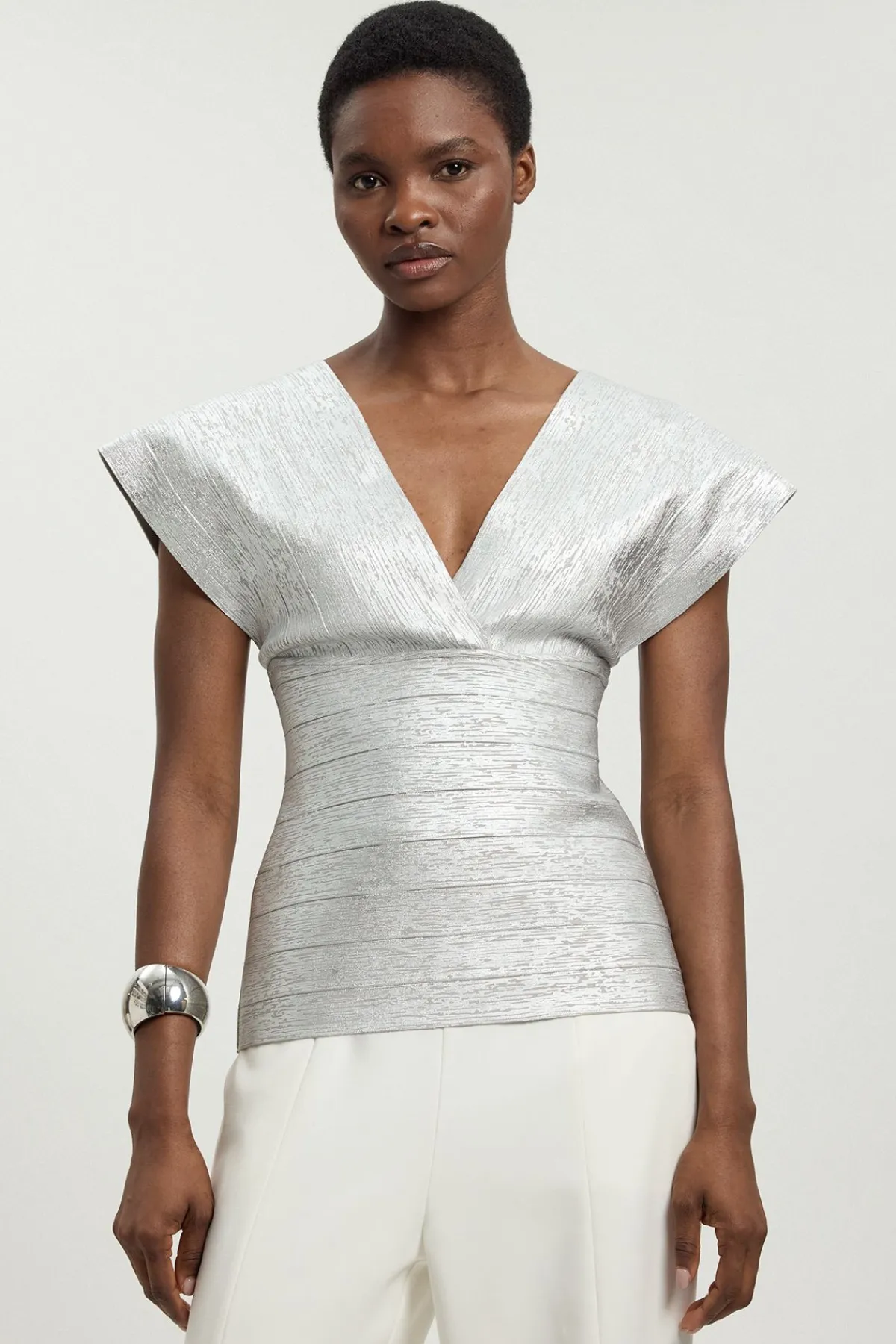 KarenMillen Haut À Manches Ailes D'ange Et Bandes Sculptantes Effet Métallisé<Femme Pulls Et Gilets|Toutes Les Mailles