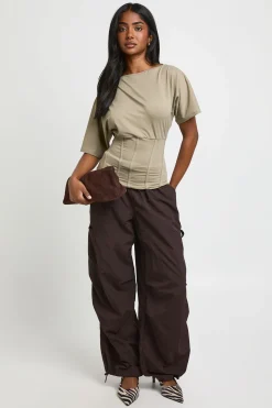 Haut À Manches Courtes Avec Détail Taille Corset