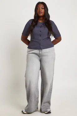 boohoo Haut À Manches Courtes Boutonnée Double Épaisseur Grande Taille<Femme Tops