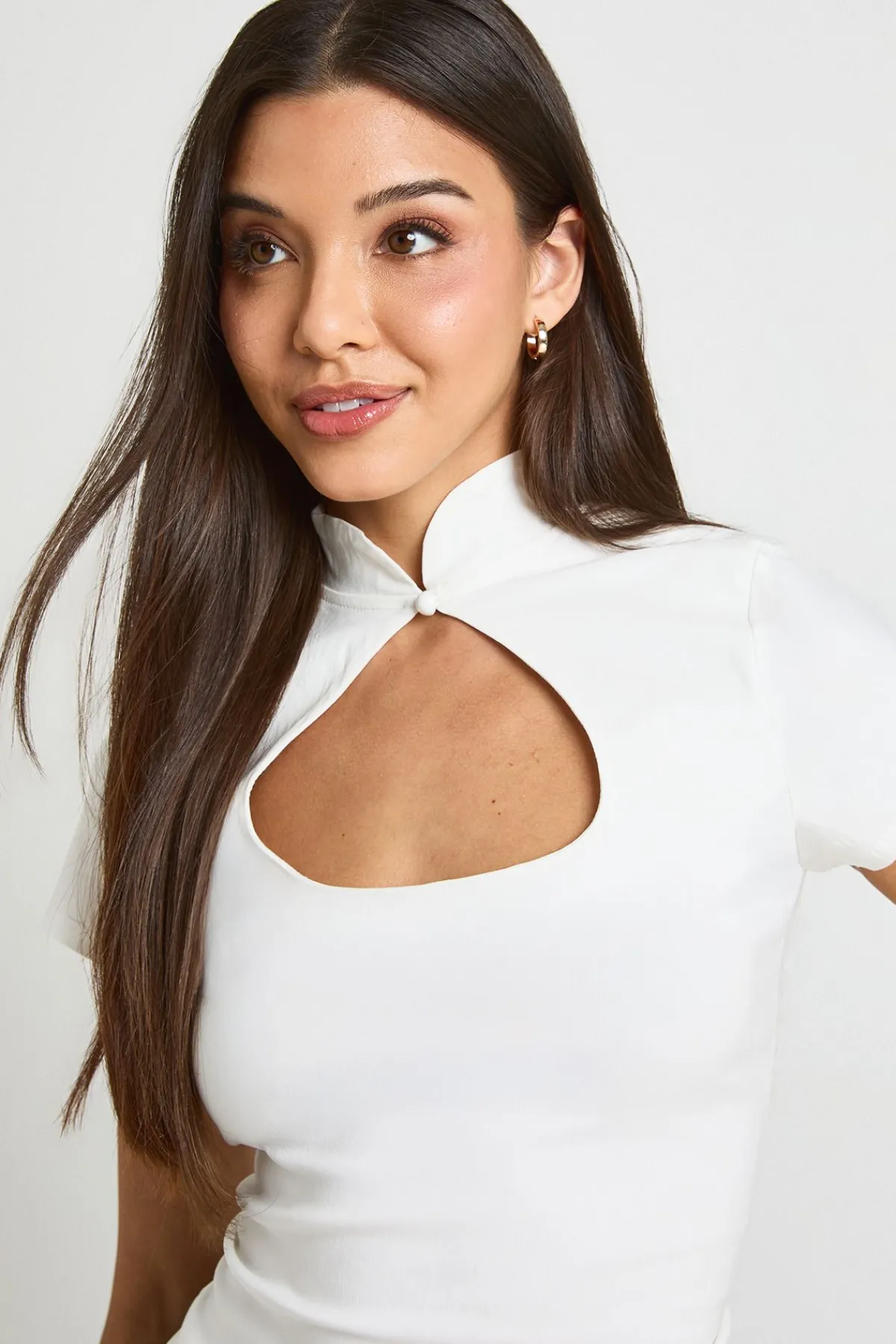 boohoo Haut À Manches Courtes En Bengaline Avec Découpe Trou De Serrure<Femme Tons Neutres|Tops