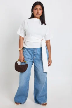 boohoo Haut À Manches Courtes En Crêpe Avec Encolure Montante, Ceinture À Détail Doré<Femme Tops