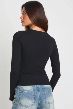 boohoo Haut À Manches Longues Avec Découpe Œillet Et Anneaux Décoratifs<Femme Tops