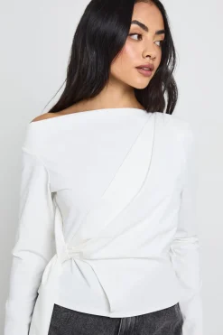 Haut À Manches Longues Avec Encolure Asymétrique Et Détail Drapé