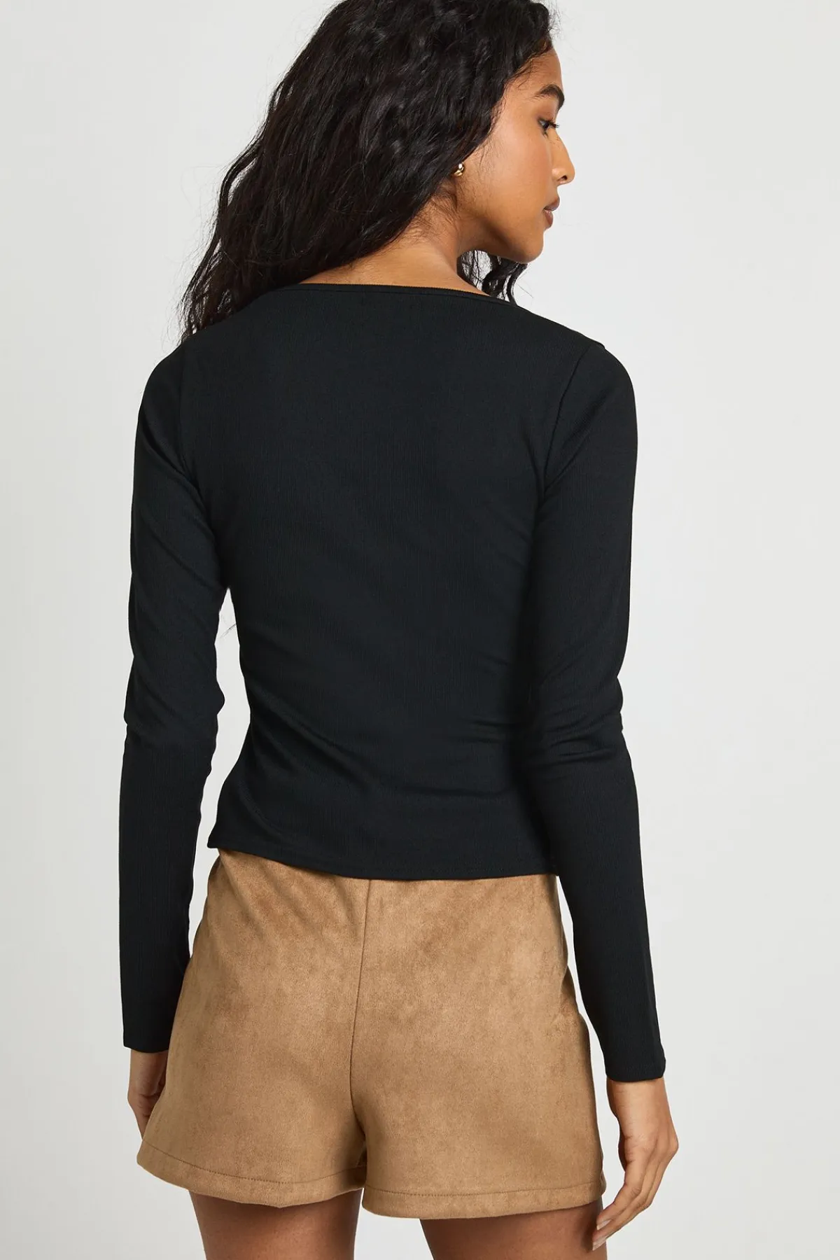 boohoo Haut à manches longues côtelé avec détail d'anneau<Femme Tops