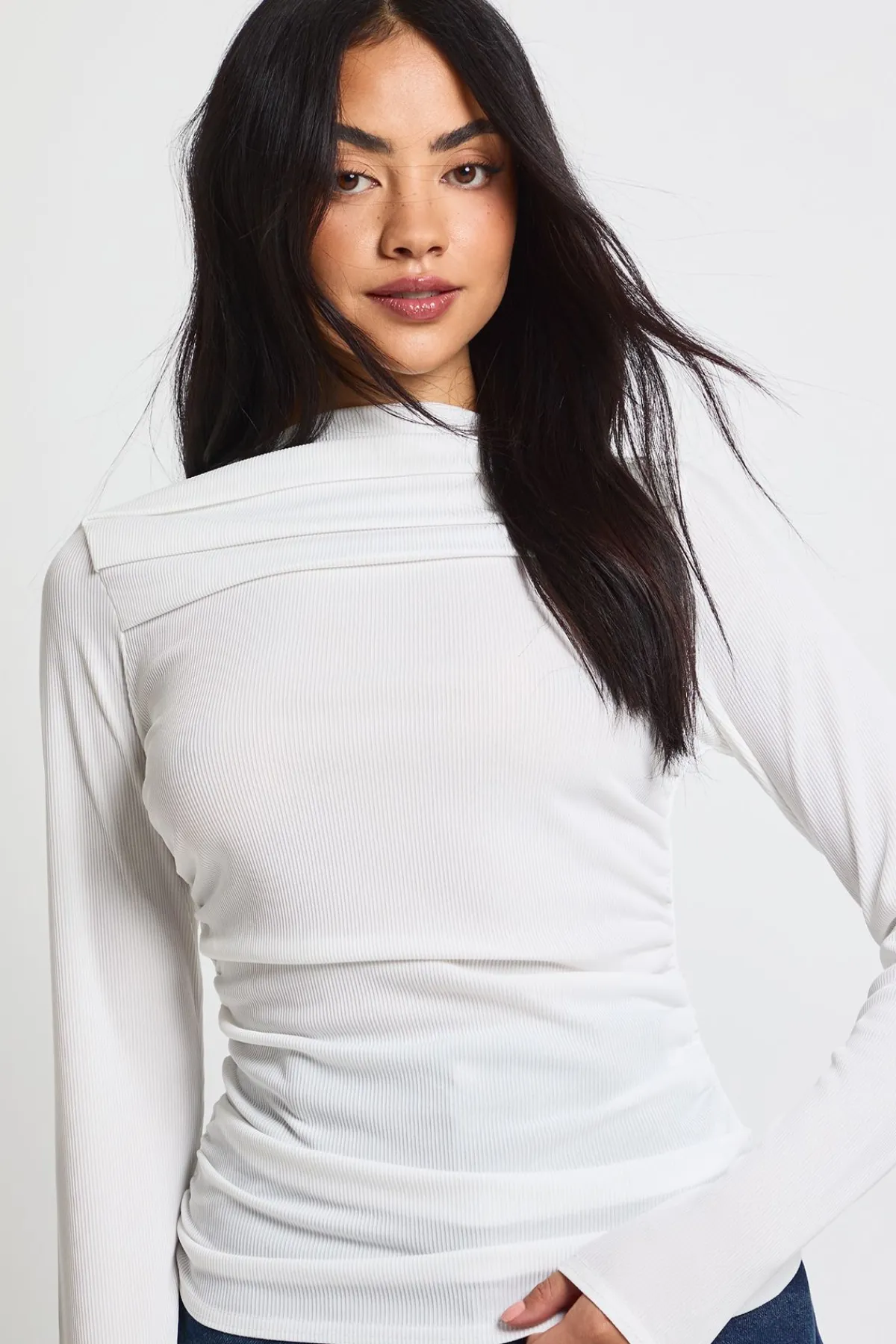 boohoo Haut à manches longues côtelé avec devant drapé<Femme Tops