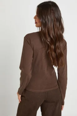 boohoo Haut à manches longues en coton Henley avec boutons sur le devant<Femme Looks Chocolat|Tops D’Automne
